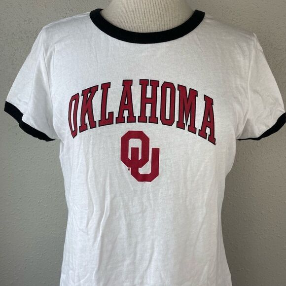 Oklahoma Sooners T-Shirt Size M EUC - Picture 2 of 5